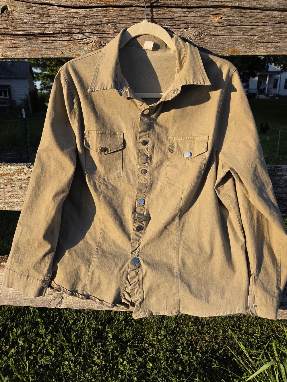 Olive Green Button-Front Utility Shirt - Picture 10 of 13